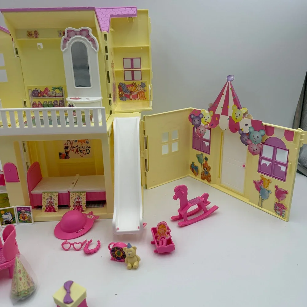 Vintage 1999 Mattel Kelly Pop-Up Playhouse Barbie Dollhouse Accessories 22037
